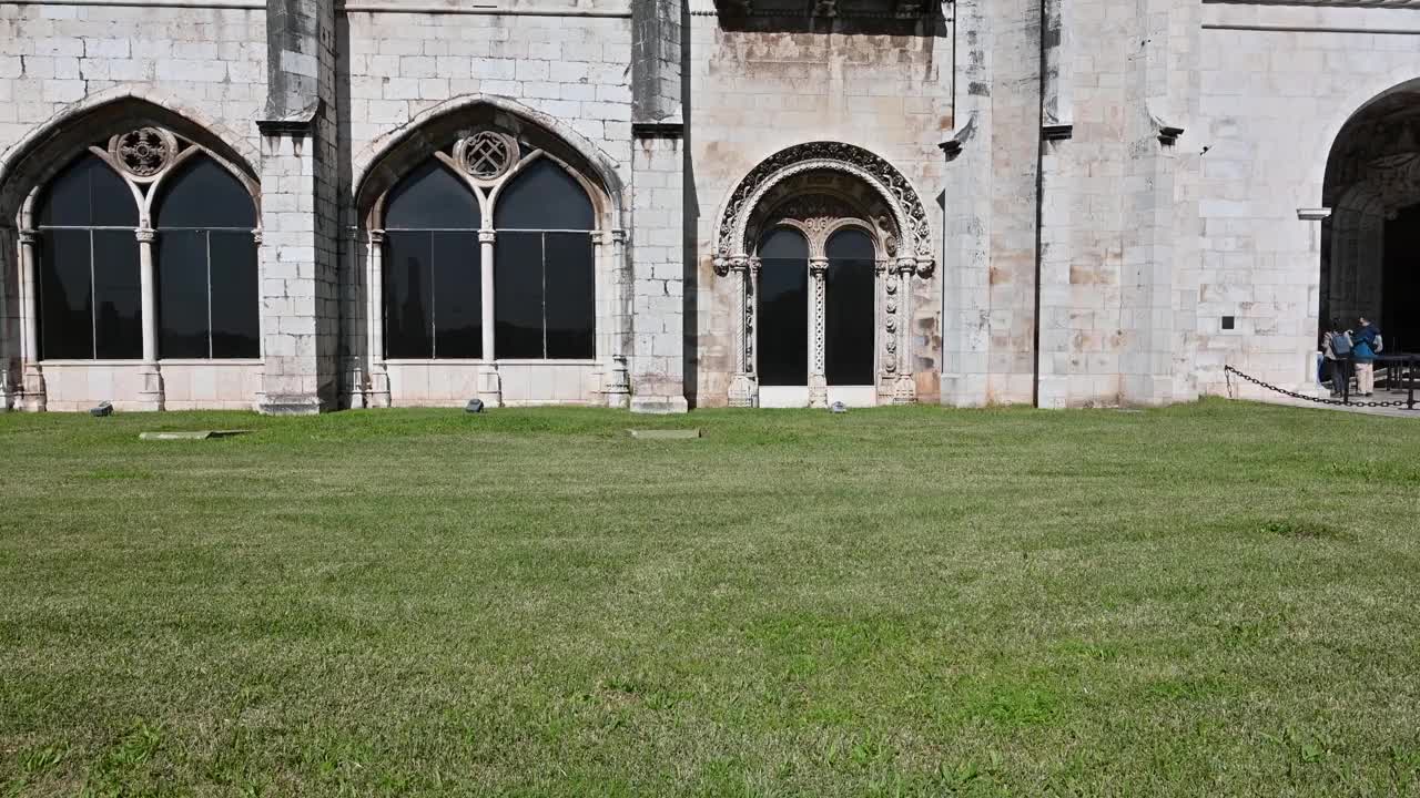 Jerónimos修道院就在附近
在里斯本市的belsamim视频下载