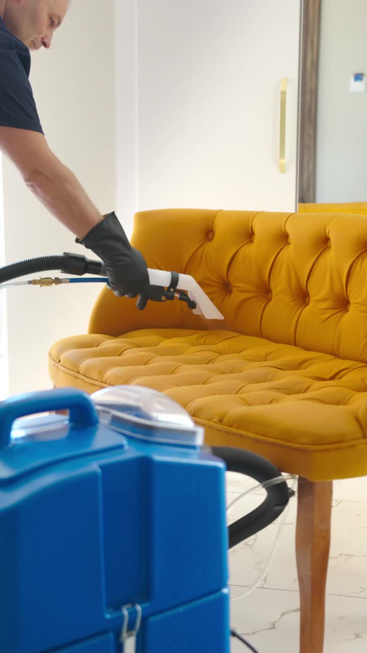 沙发干湿清洗:专业清洗真空视频下载