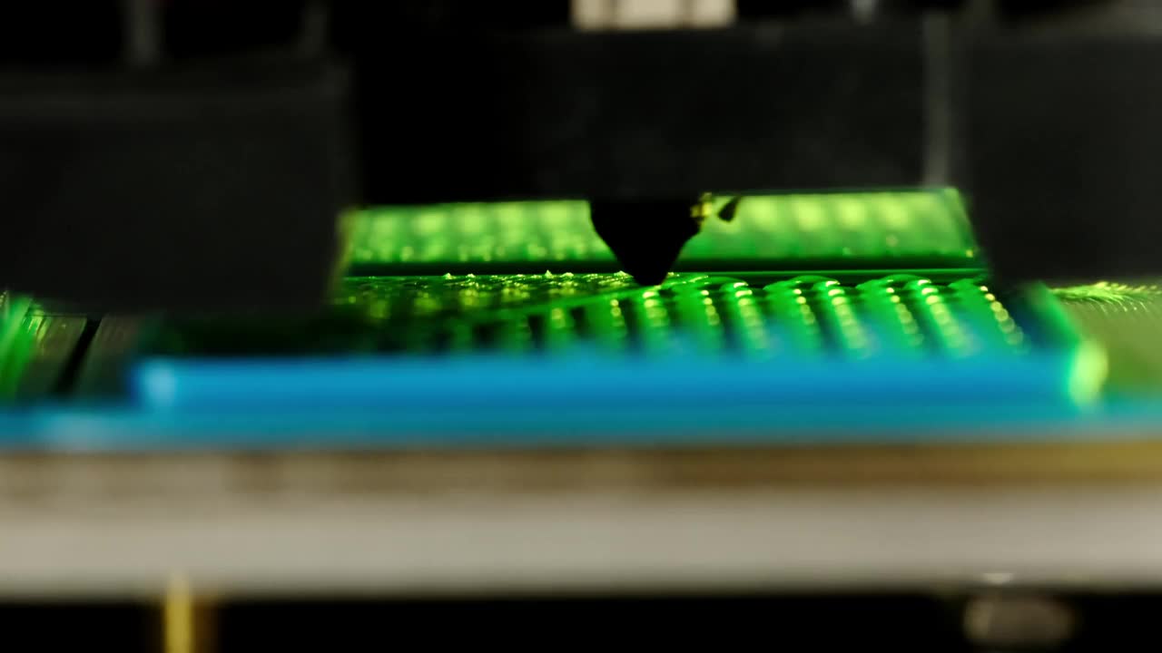 蓝色长丝3D打印工艺视频下载