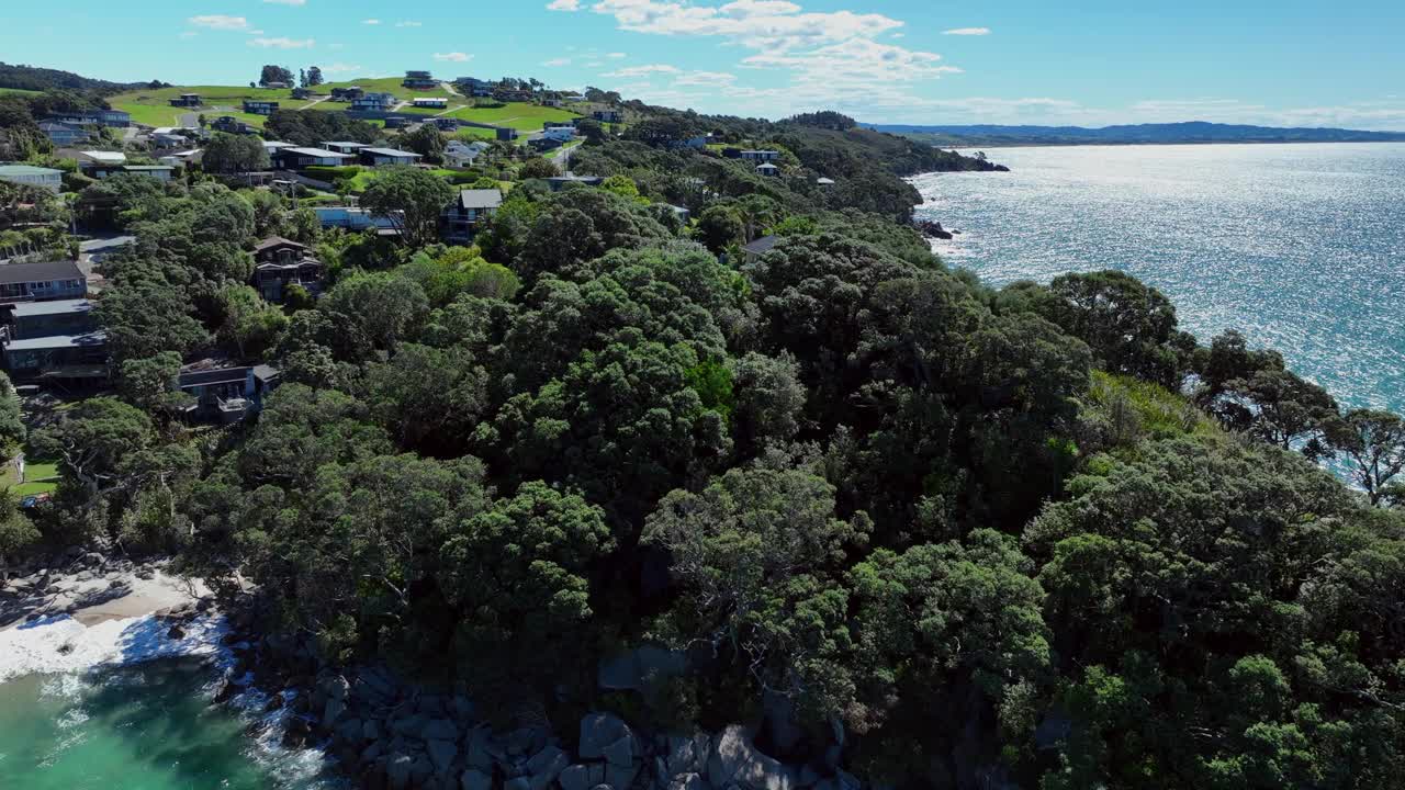 新西兰北岛4K分辨率航拍海岸线视频下载