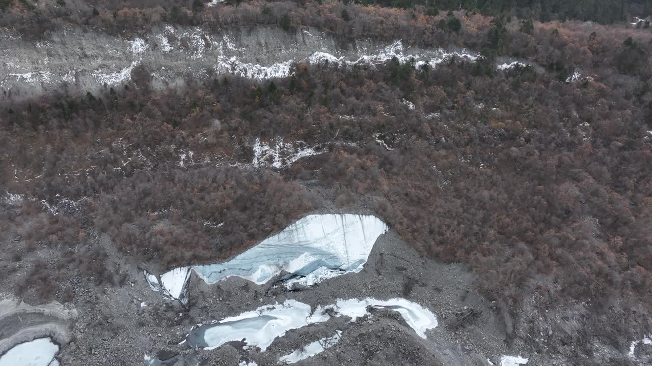 中国西藏冰川景观的航拍画面视频下载