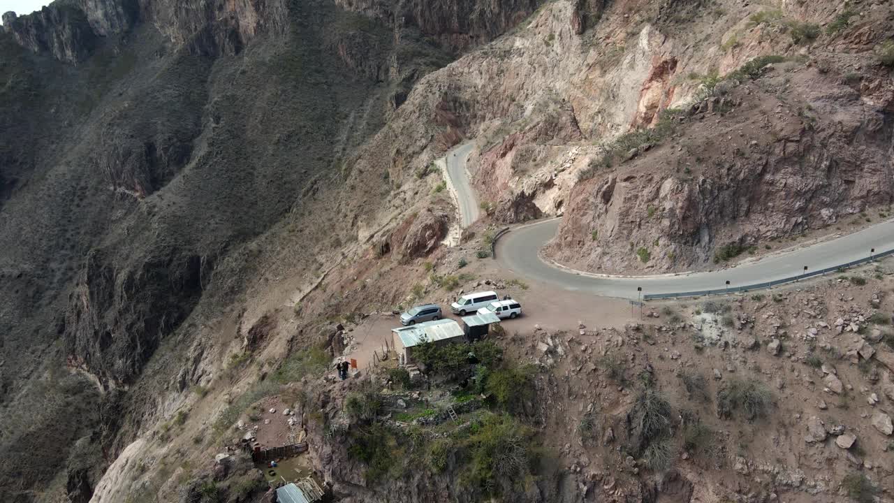 塔拉乌马拉国家南部奇瓦瓦州马德雷山脉的巴托皮拉斯峡谷视频下载