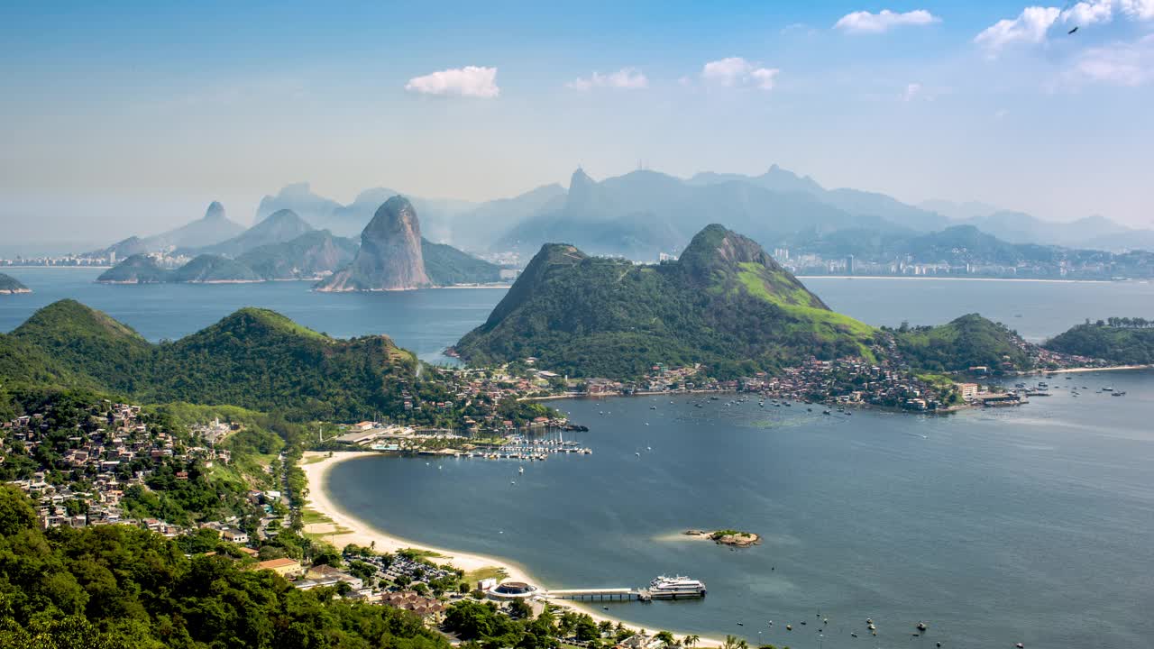 里约热内卢城市景观和海岸线的高架视图视频下载