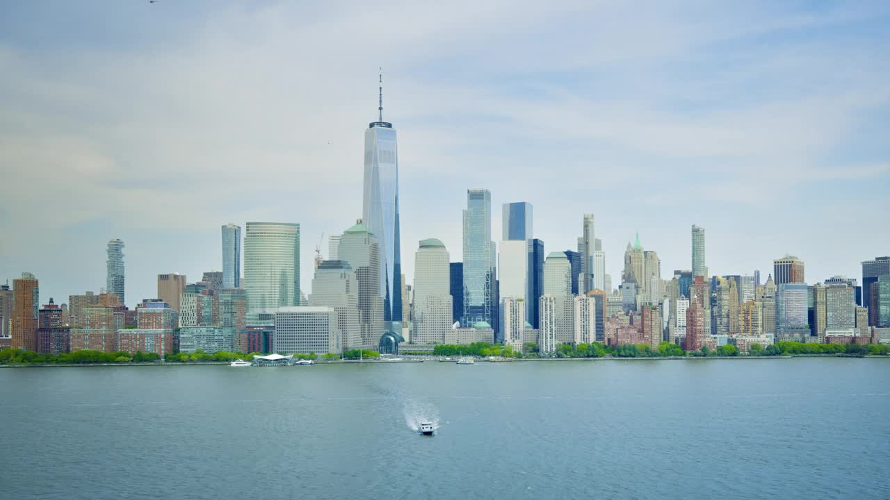 从泽西市鸟瞰曼哈顿。纽约。美国视频下载