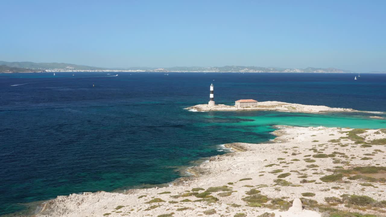 Faro d 'en Pou灯塔，福门特拉岛和伊比沙岛视频下载