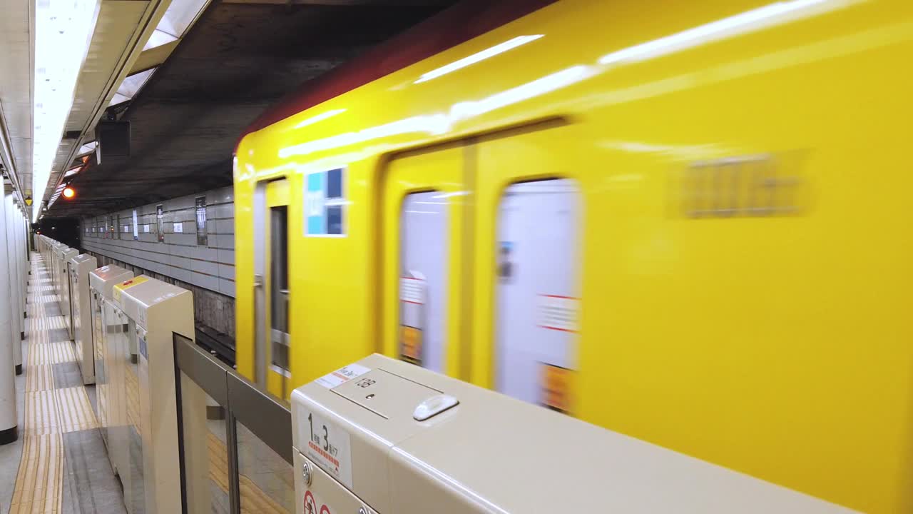 火车通过。视频下载