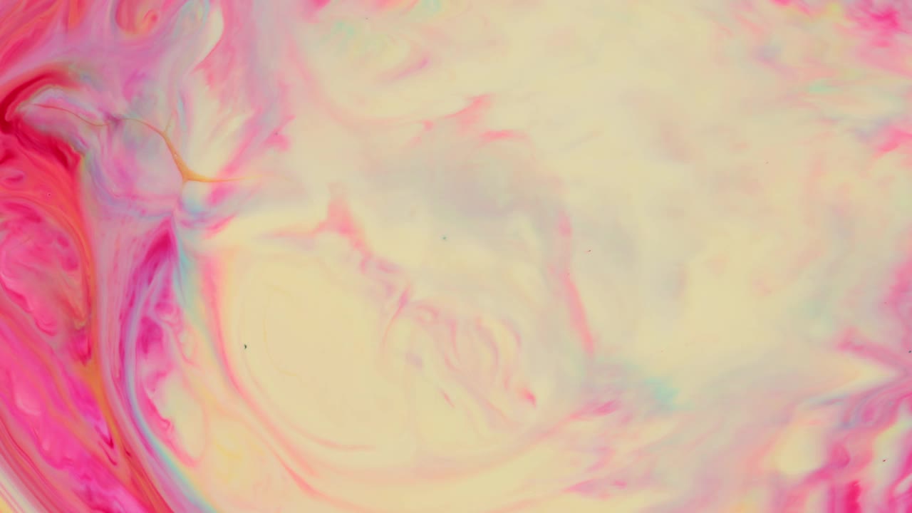 移动多色流体艺术纹理液体墨水背景与漩涡视频下载