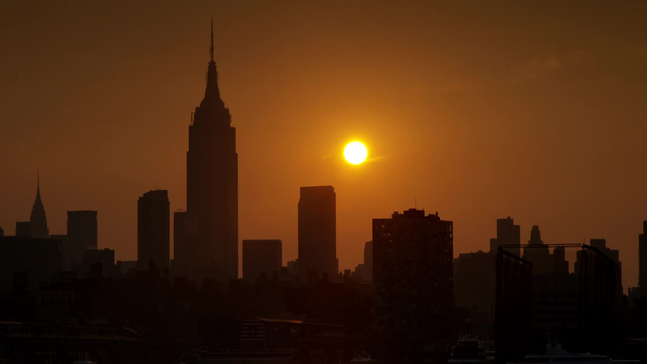 闷热的曼哈顿天际线黎明视频下载