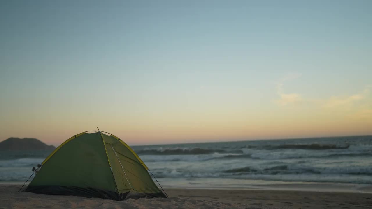 海滩上的帐篷视频下载