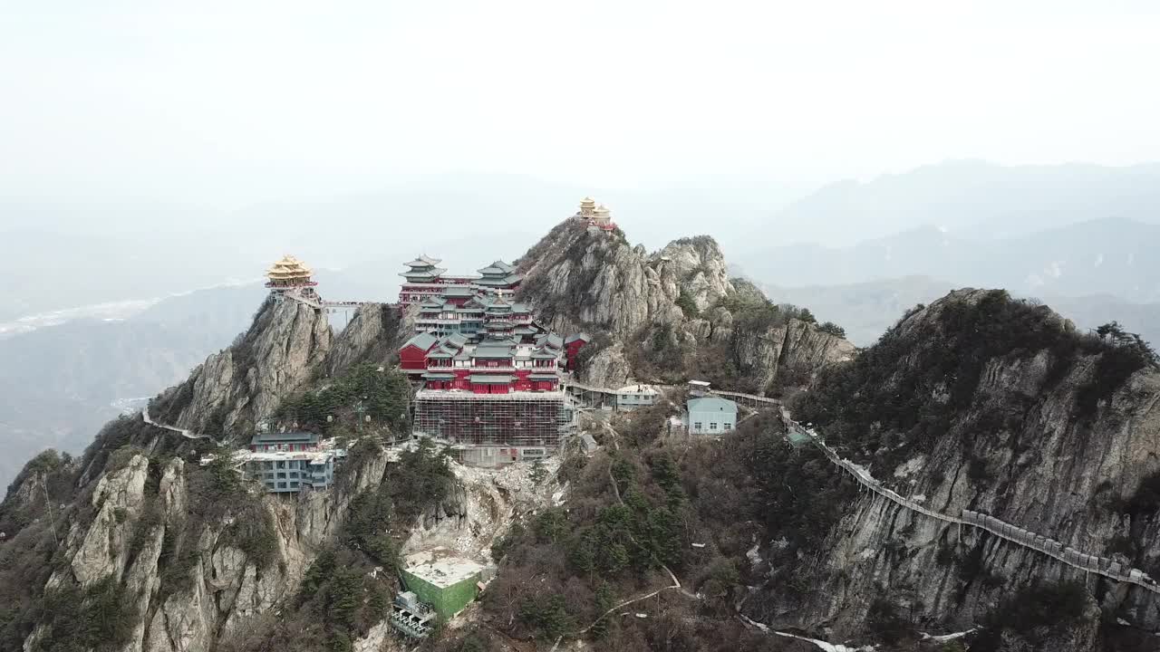 中国神圣的道教老君山寺庙视频下载