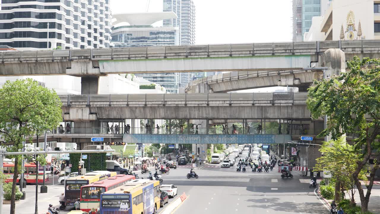 曼谷的城市交通。泰国视频下载