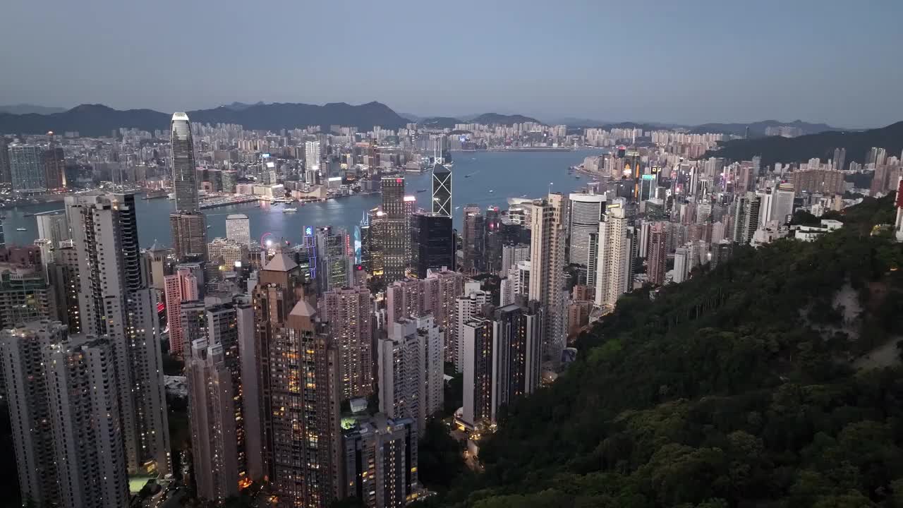 香港摩天大楼的夜晚，中国视频素材