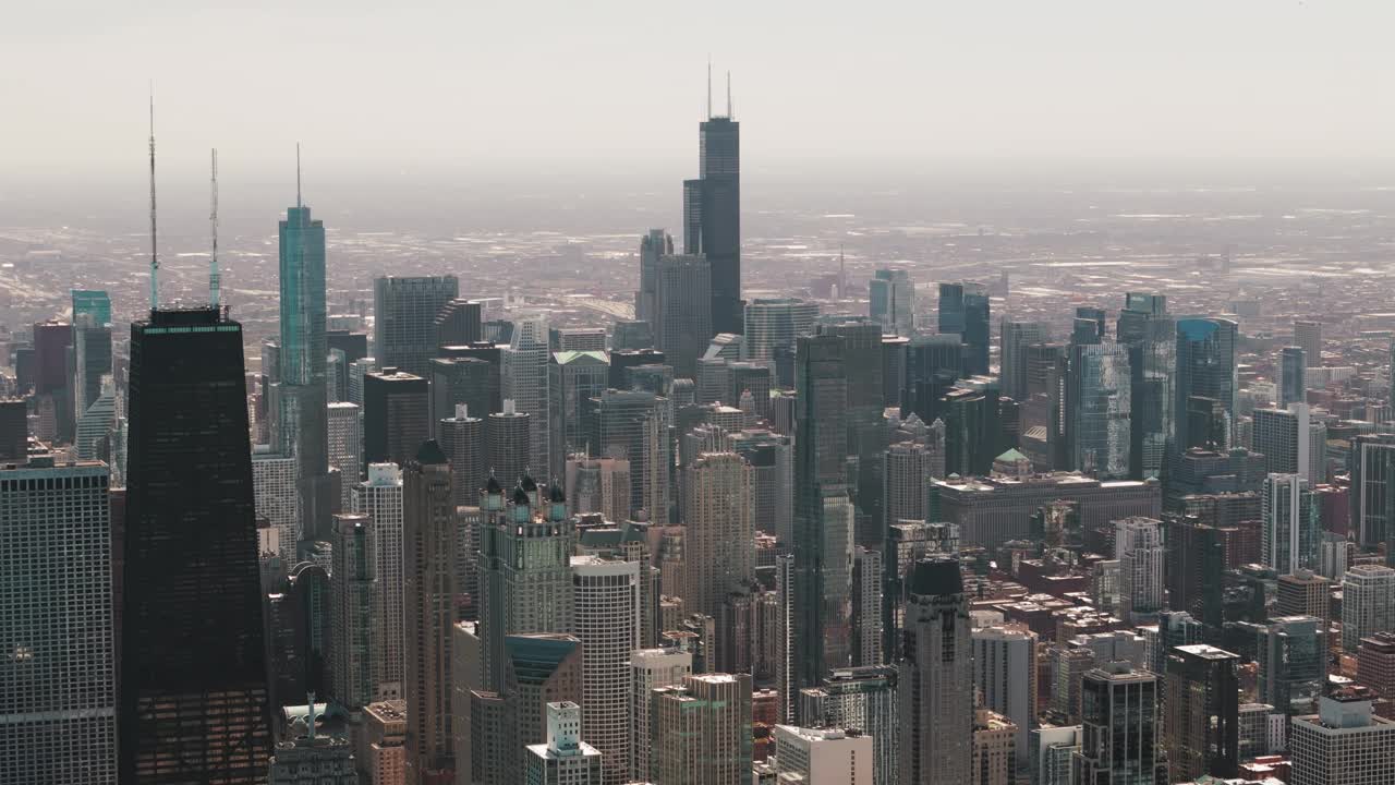 芝加哥市中心天际线的元素。无人机的观点视频下载