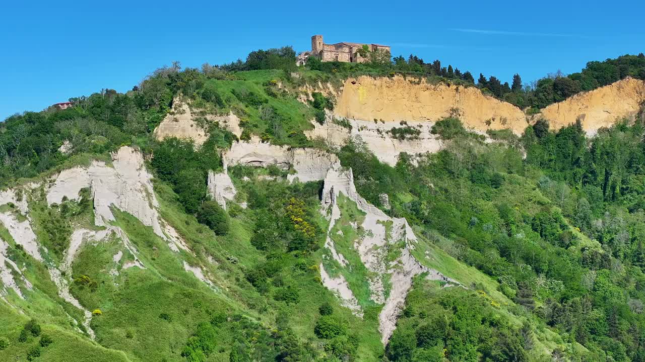 意大利托斯卡纳的沃尔泰拉山视频下载