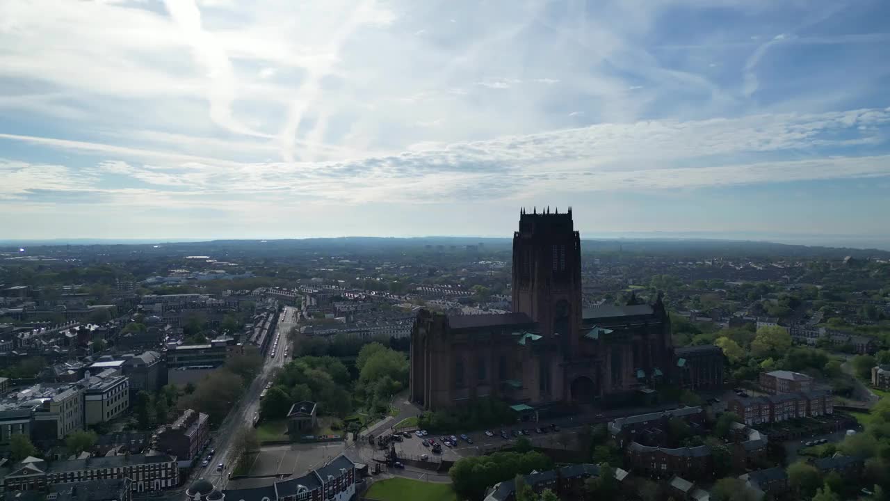 现代英国城市利物浦的中心，英格兰西北部的海滨城市，视频下载