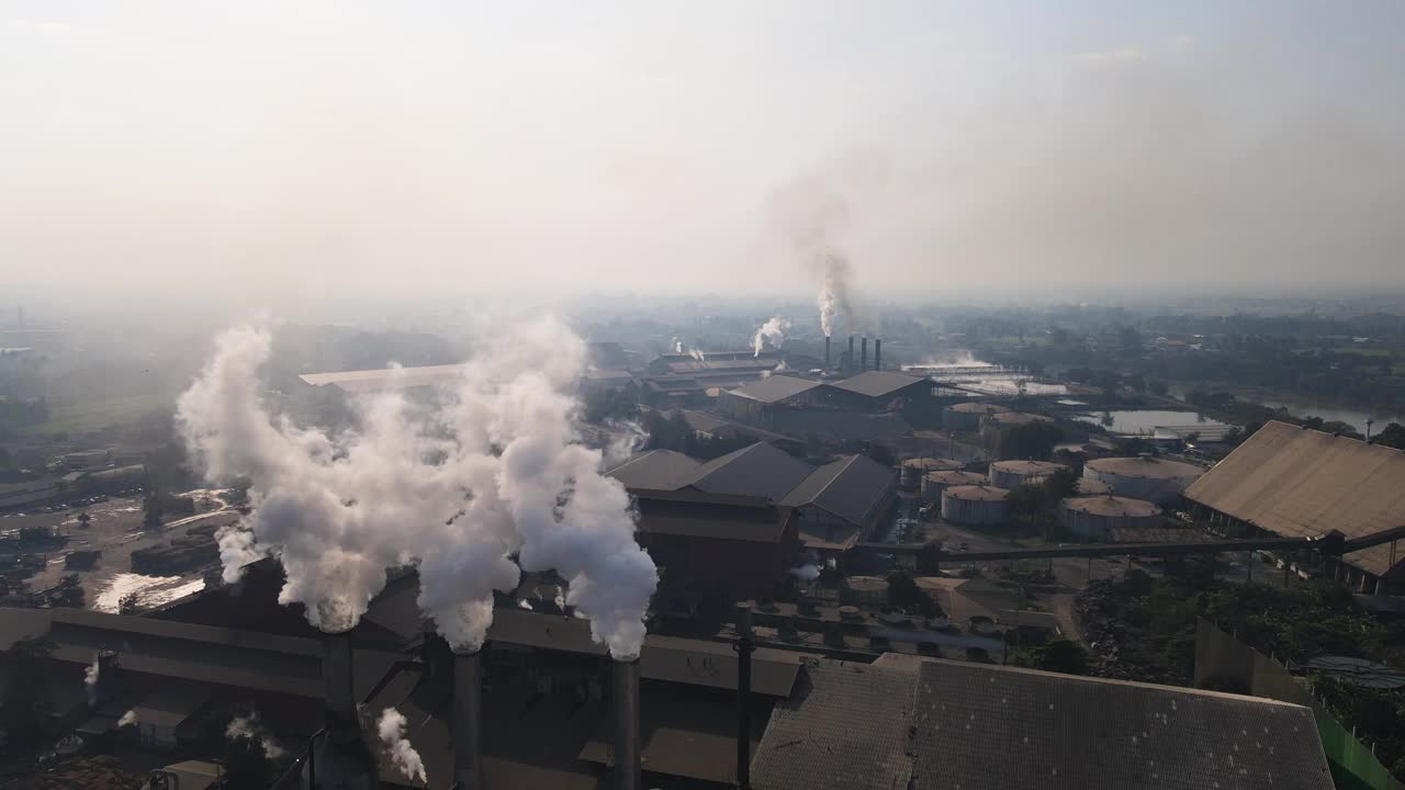 工厂造成的空气污染视频下载