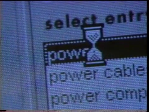 关闭倾斜的关键字在电脑屏幕上/箭头点击词“力量”视频下载