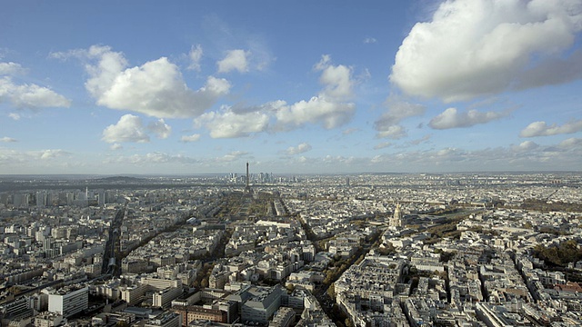 法国巴黎——2014年11月20日:巴黎城市的广泛建立镜头。白天视频素材