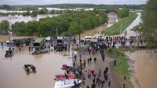 洪水救援行动视频下载