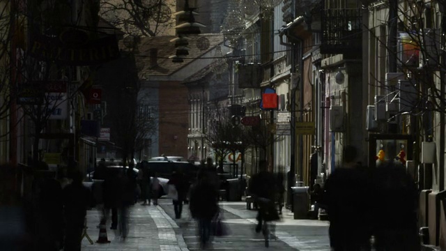东欧城市街头人群时光流逝视频素材