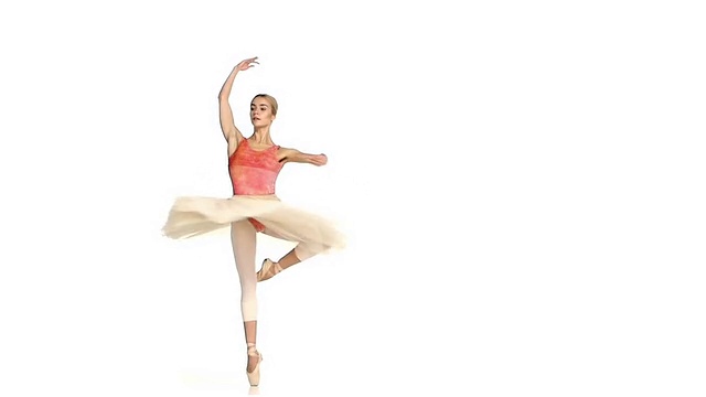 美丽的芭蕾舞演员在白色的背景上，用木条做动作视频素材