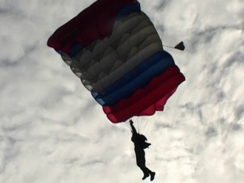 跳伞3视频下载