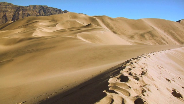 死亡谷的沙丘脊视频下载
