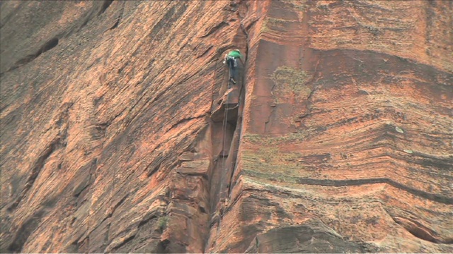 在犹他州锡安国家公园攀岩视频下载