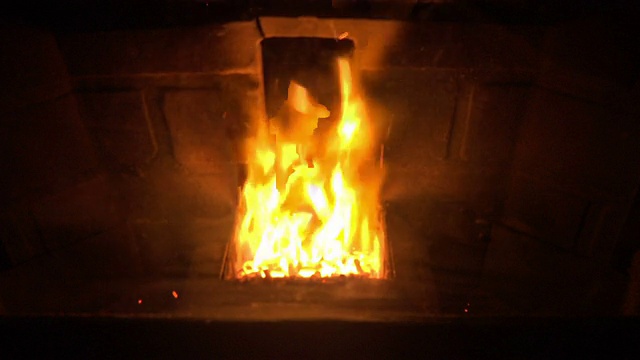 (无缝环)灼热的壁炉视频下载