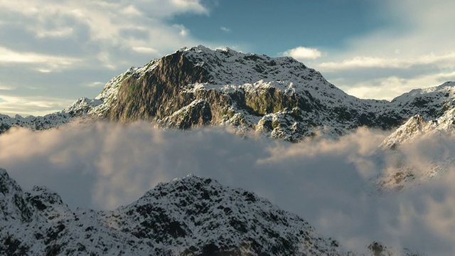 雪山云雾冬季荒野攀登高峰视频素材