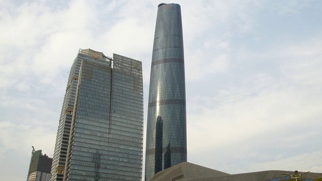 广州(广州)现代摩天大楼的外观视频下载