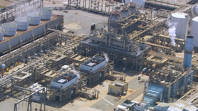 航拍南加州炼油厂附近视频素材