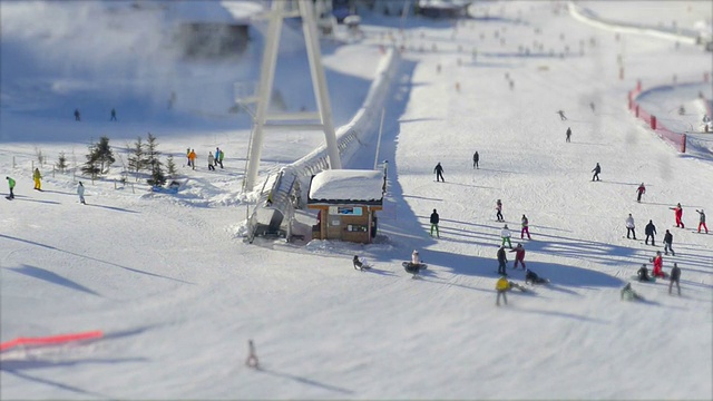 从上面看滑雪道视频素材