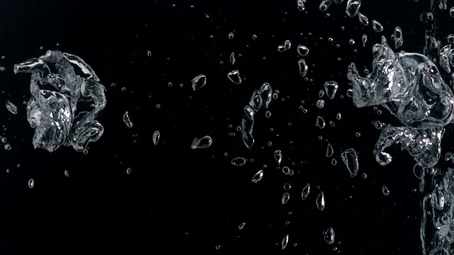 气泡在水中上升，慢镜头视频下载