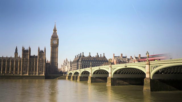 大本钟，国会大厦和泰晤士河，伦敦，英国视频素材