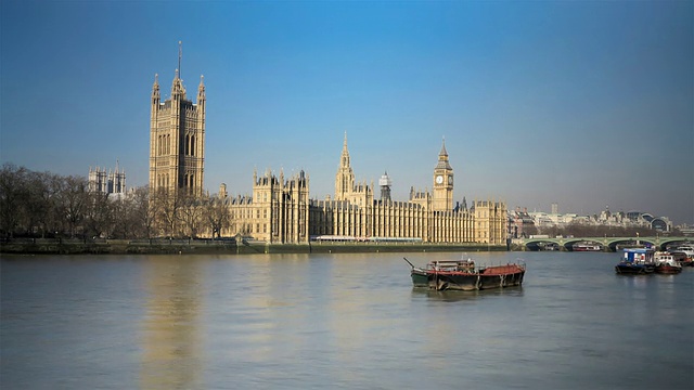 大本钟，国会大厦和泰晤士河，伦敦，英国视频素材