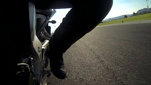 Morodcycle膝盖视图视频素材