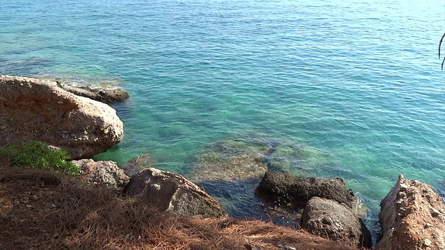水纹理位于地中海沿岸视频素材