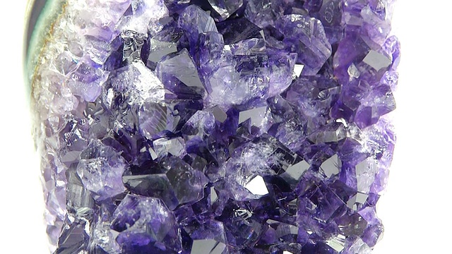 紫水晶宝石的纹理背景视频下载