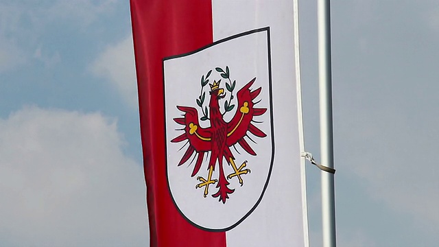 旗与蒂罗尔纹章，受奥地利旅游中心欢迎视频下载