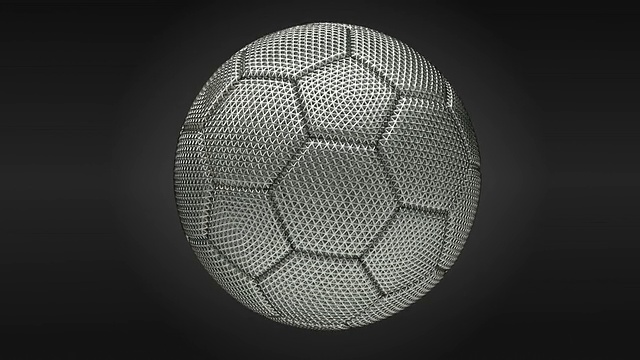 用钢网制成的旋转足球。视频素材