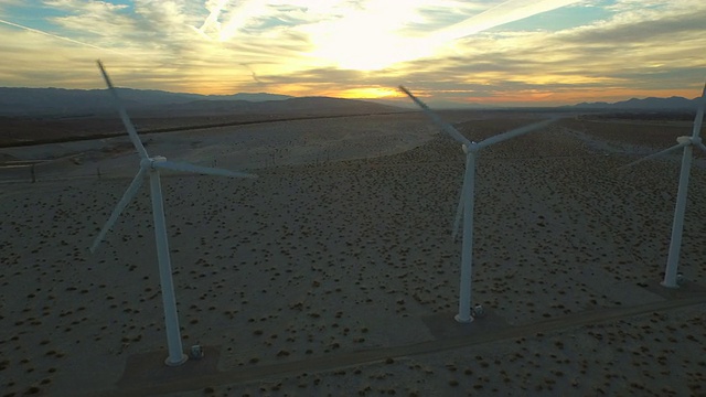 风力涡轮机空中视频素材