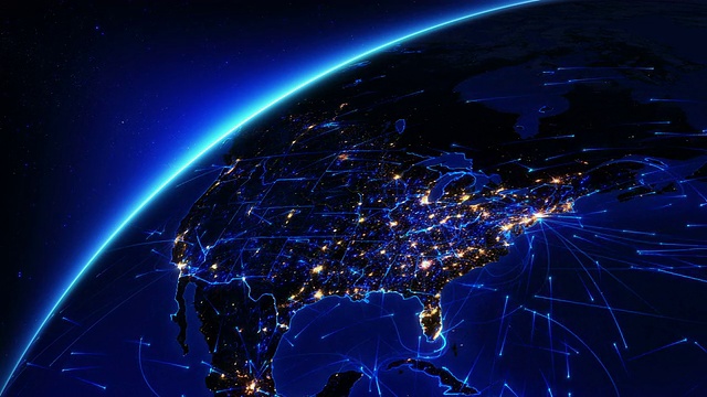 围绕地球运转的明亮连接。美国，城市灯火通明。视频素材