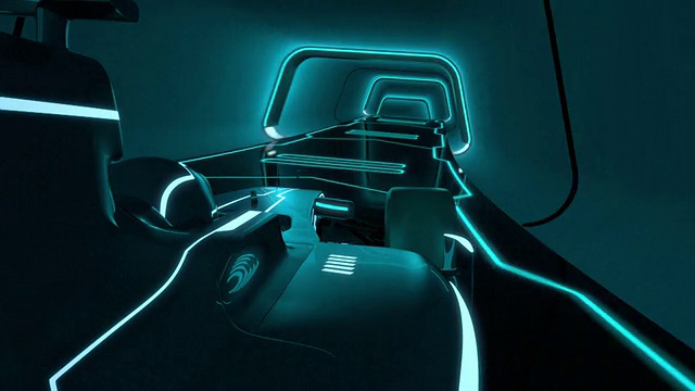 隧道里的未来主义赛车，霓虹闪烁视频素材