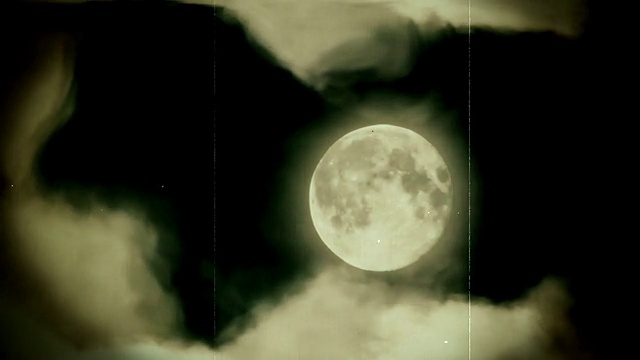 云间的月亮视频下载