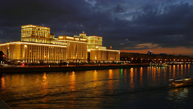 俄罗斯国防部总部位于莫斯科的弗伦岑斯卡亚堤岸视频下载