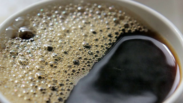 咖啡豆研磨法压咖啡视频素材