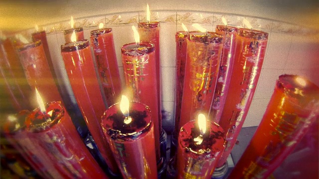 中国寺庙里的蜡烛视频下载