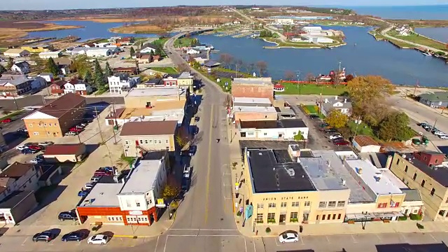 风景优美的美国小镇，空中旅行视频素材