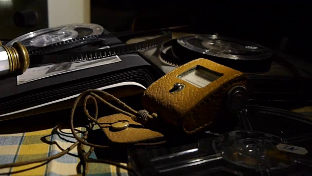 复古8毫米胶卷相机。胶卷设备。历史照片视频下载